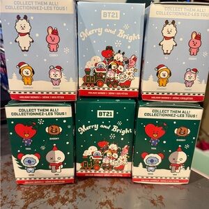 BT21 Holiday Series Collectible Figures